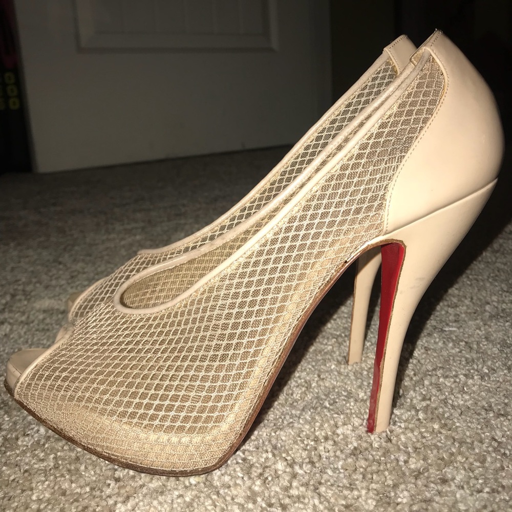 Christian Louboutin Fetilo Pumps